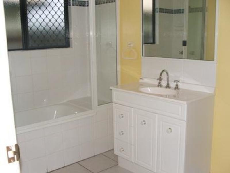 5 Eider Court, Condon QLD 4815