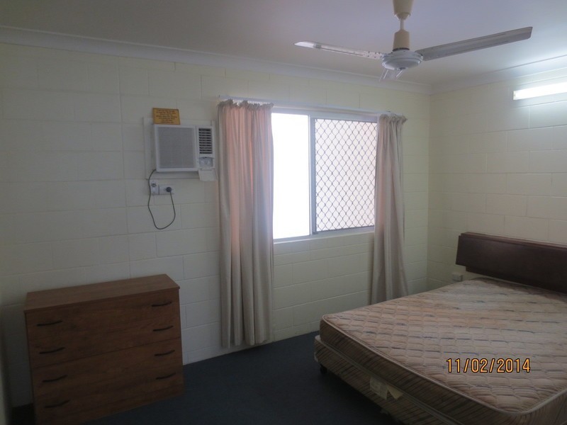 2/114  Bowen Road, Rosslea QLD 4812