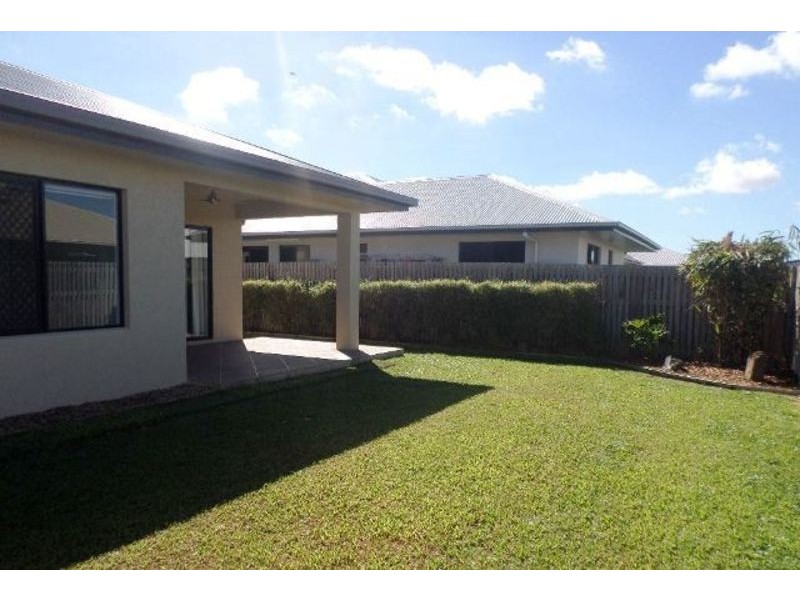 5 Nikao Street (NORTHSHORE), Burdell QLD 4818