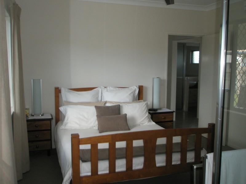 8 Beaconsfield Avenue, Kirwan QLD 4817