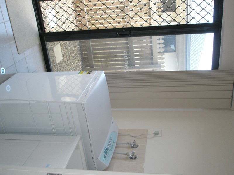 8 Beaconsfield Avenue, Kirwan QLD 4817