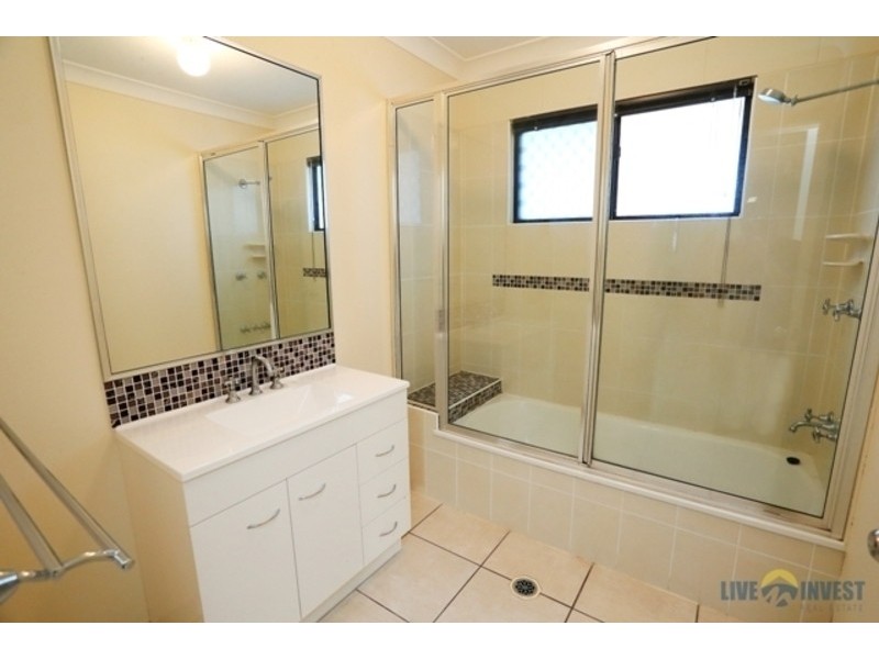 4 Thornbill Close, Kelso QLD 4815