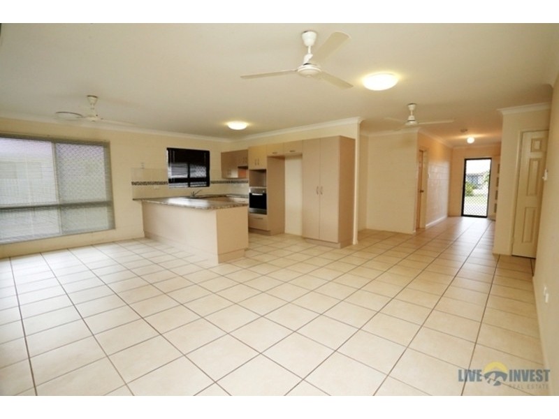 4 Thornbill Close, Kelso QLD 4815