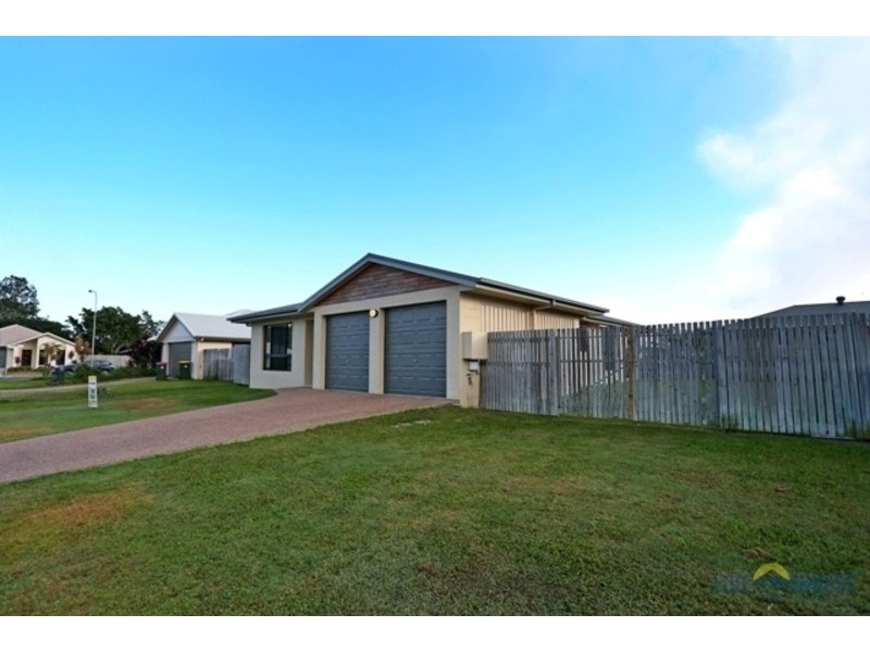 4 Thornbill Close, Kelso QLD 4815
