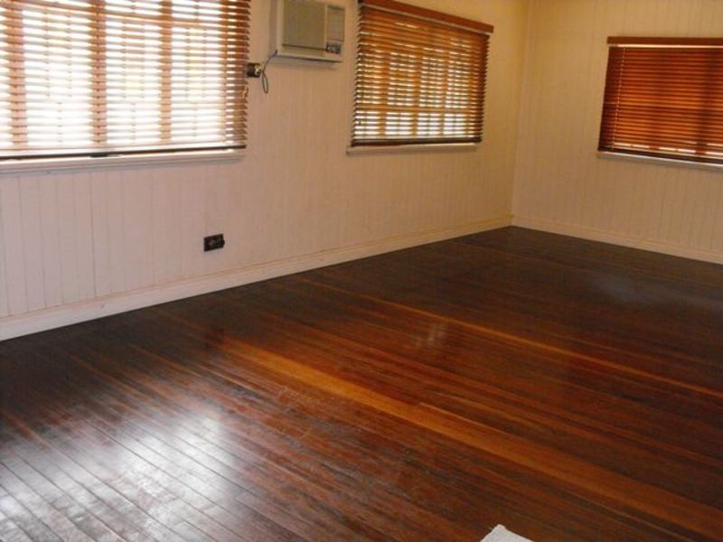 1338  Riverway Drive, Kelso QLD 4815