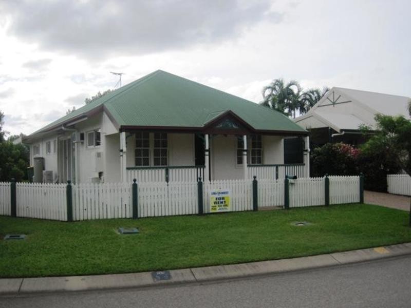 19 Southern Cross Cct, Douglas QLD 4814