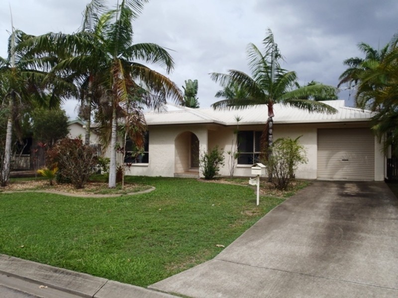 3 Hathaway Court, Kelso QLD 4815