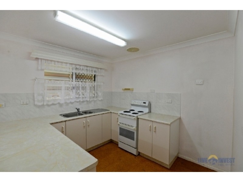 42 Griffey Street, Burdell QLD 4818