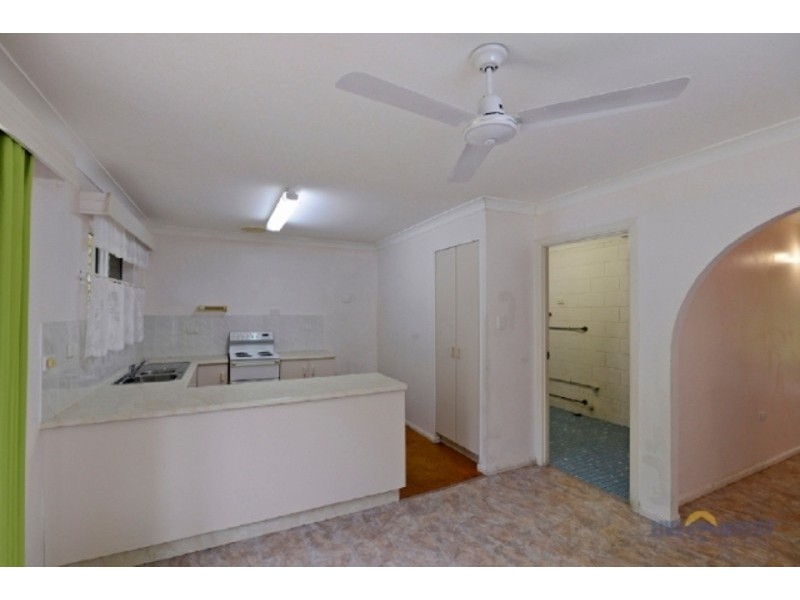 42 Griffey Street, Burdell QLD 4818