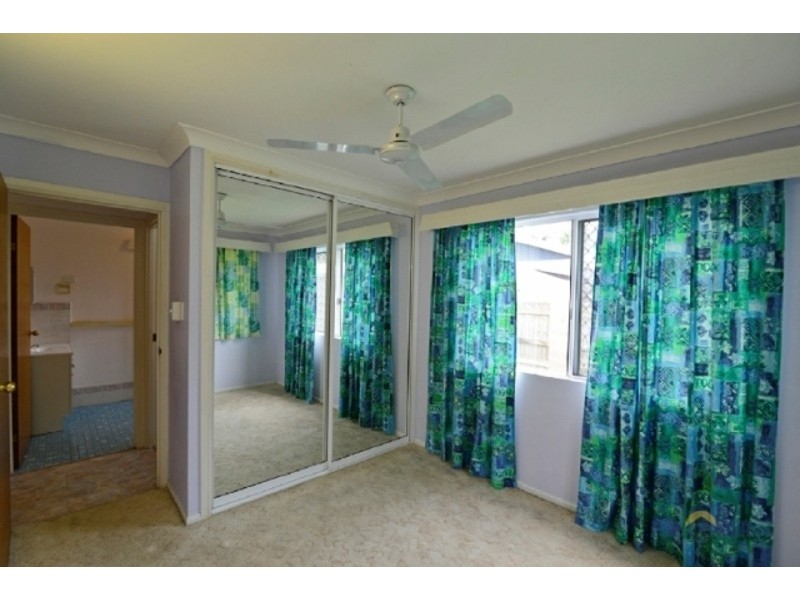 42 Griffey Street, Burdell QLD 4818