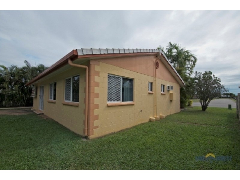 42 Griffey Street, Burdell QLD 4818