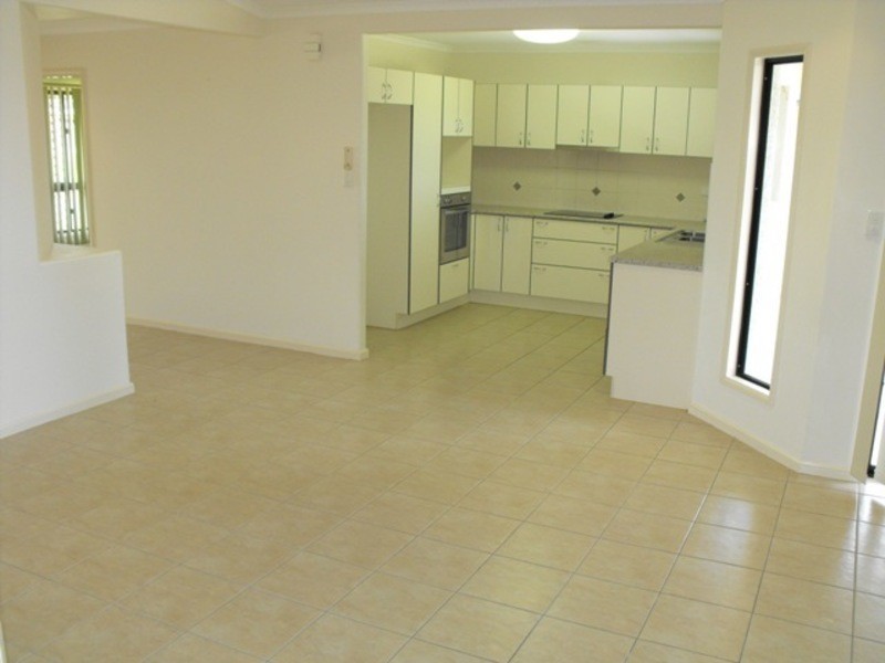 46 Sandplover Circuit (Kalynda Chase), Bohle Plains QLD 4817