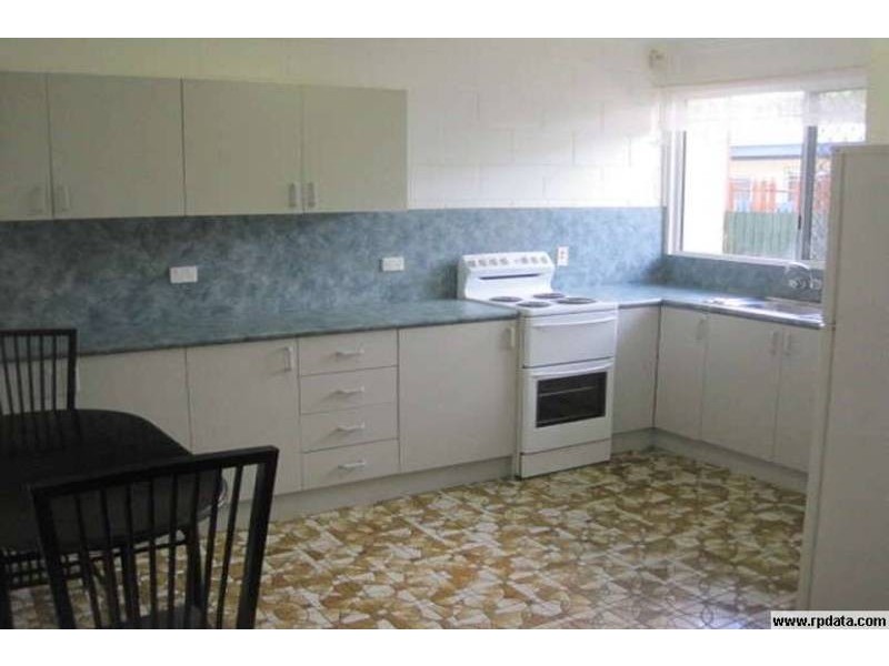 5/174 Harold Street, West End QLD 4810