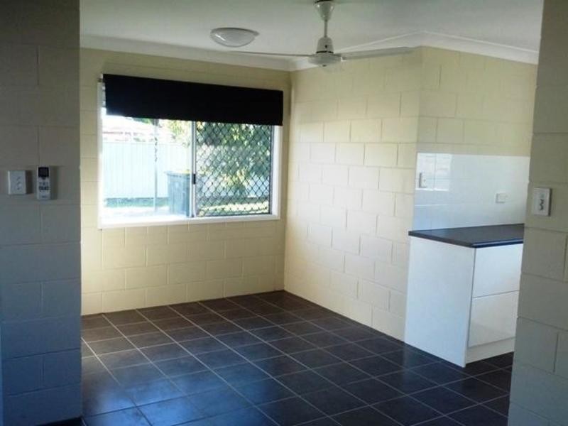 24 San Vito Crescent, Rasmussen QLD 4815