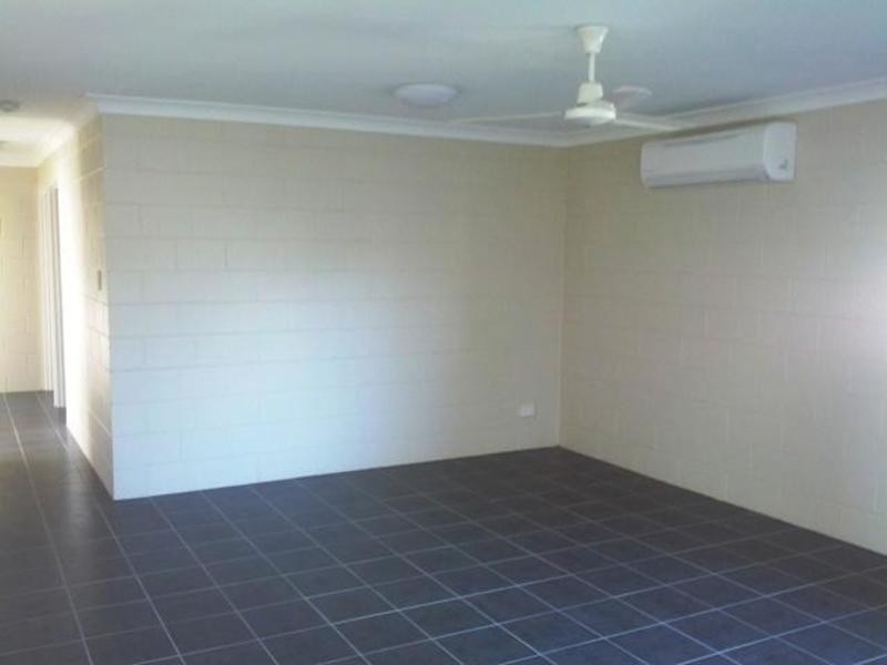 24 San Vito Crescent, Rasmussen QLD 4815