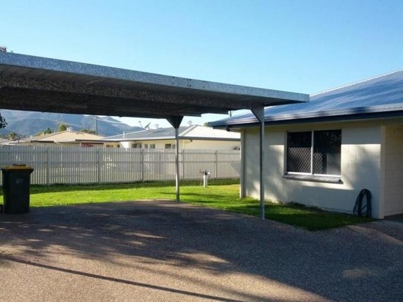 24 San Vito Crescent, Rasmussen QLD 4815
