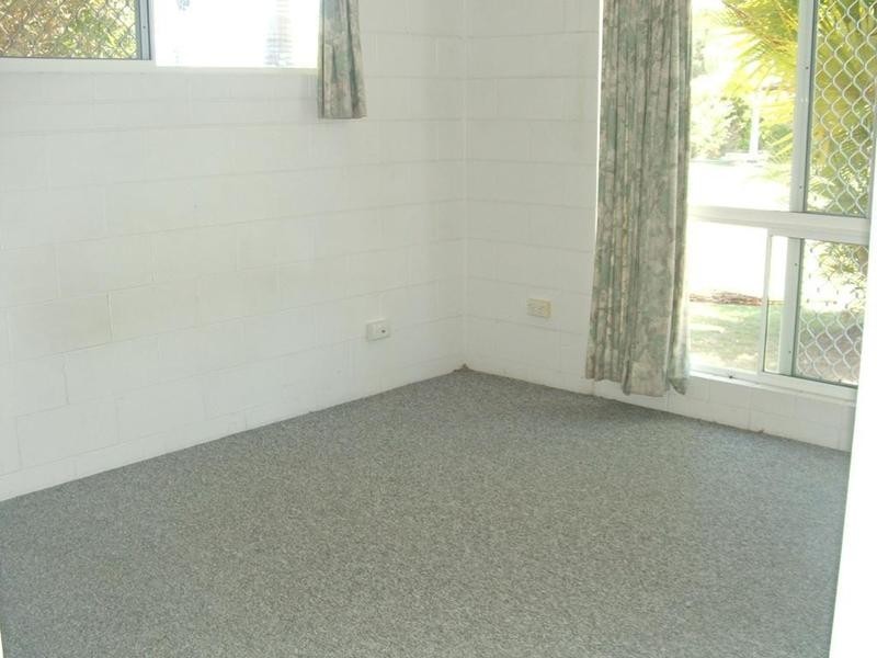 20 Lyndhurst Street, Mount Louisa QLD 4814