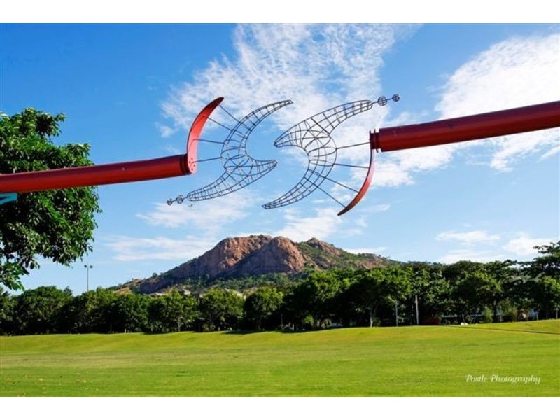 1/94 Eyre Street, North Ward QLD 4810