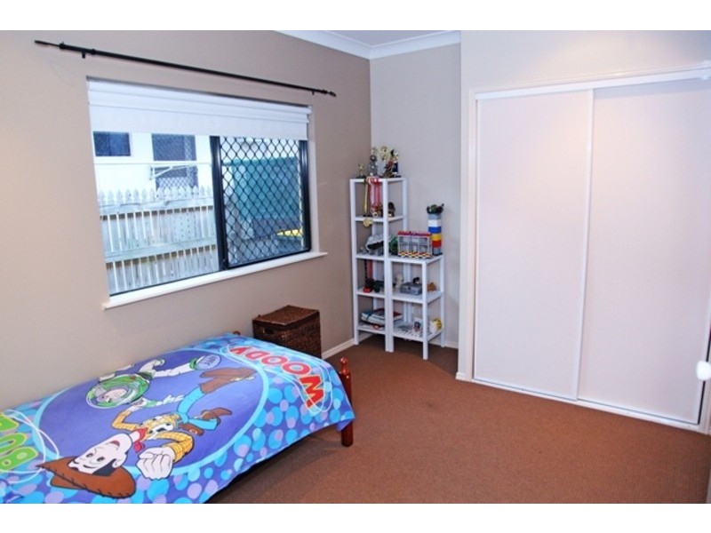 22 Monaro Circuit, Mount Louisa QLD 4814