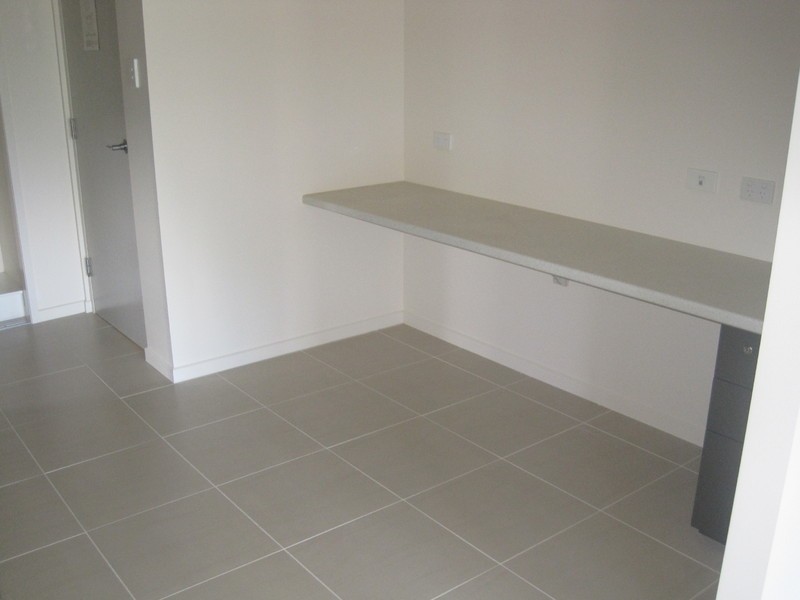 1/11 Crauford Street, West End QLD 4810