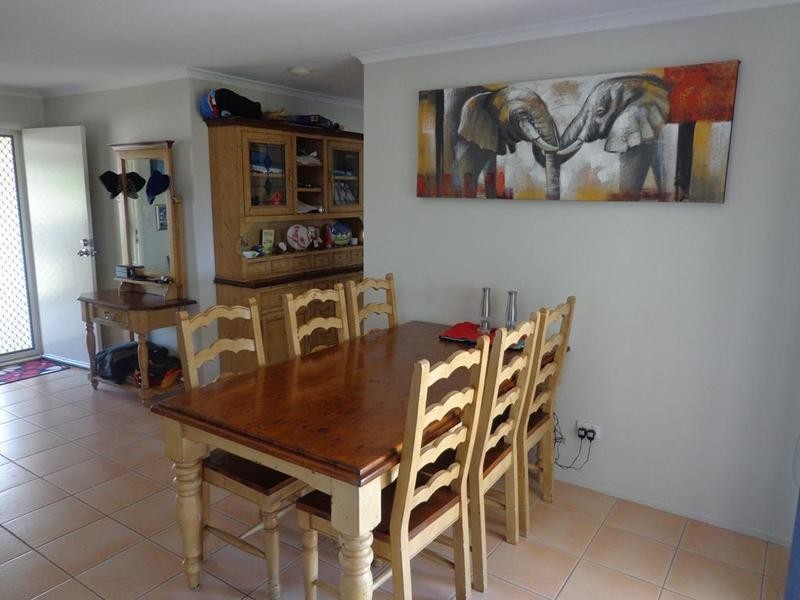 28 Josephine Crescent, Rasmussen QLD 4815