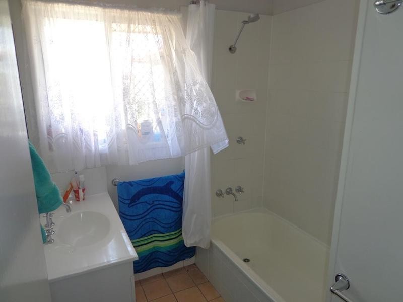 28 Josephine Crescent, Rasmussen QLD 4815