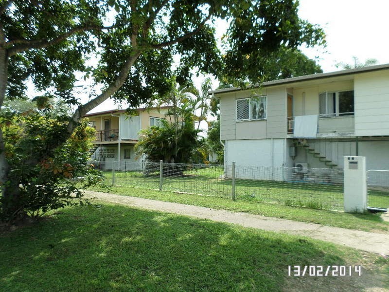 448 Ross River Road, Cranbrook QLD 4814