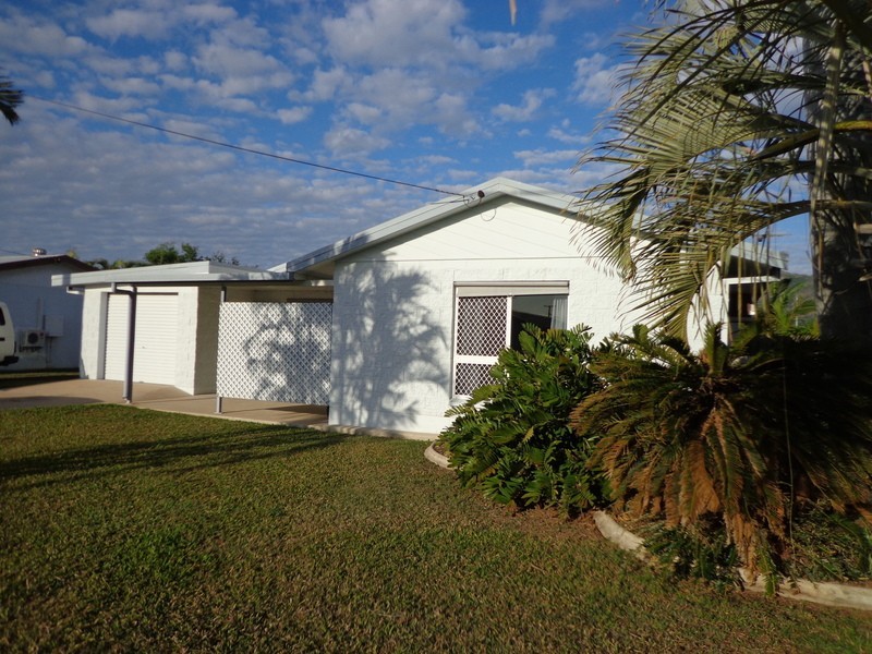 38 Leila Avenue, Rasmussen QLD 4815
