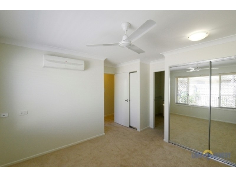 361 Ross River Road, Cranbrook QLD 4814