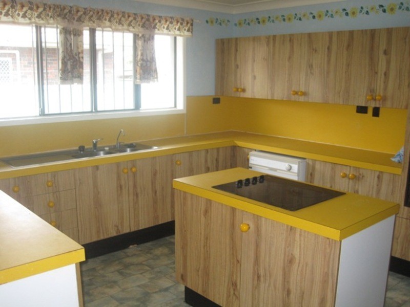 8 Mathieson Street, Cranbrook QLD 4814