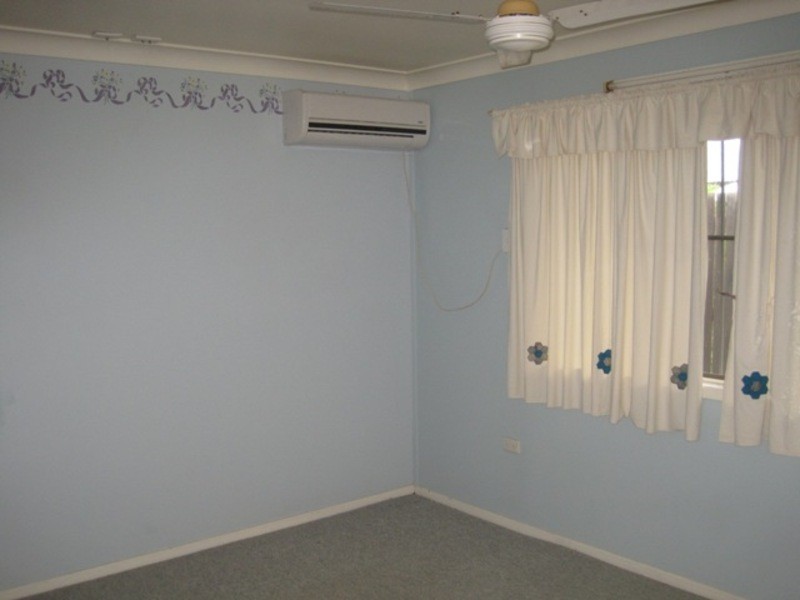 8 Mathieson Street, Cranbrook QLD 4814