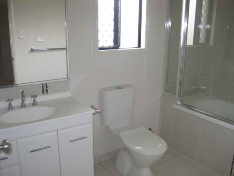 Bohle Plains QLD 4817