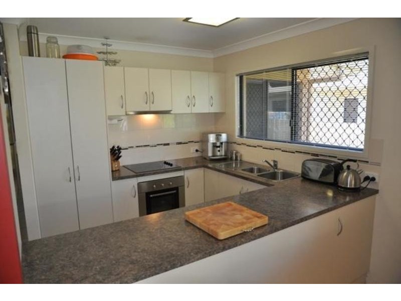 30 Parklands Drive, Mount Louisa QLD 4814