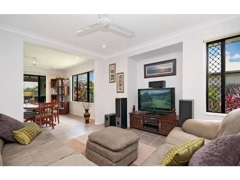 10 Skylark Place, Kelso QLD 4815