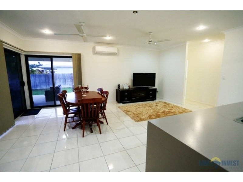 2 Sykes Close, Burdell QLD 4818