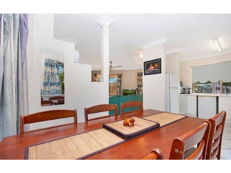 10 Beechwood Place, Kirwan QLD 4817