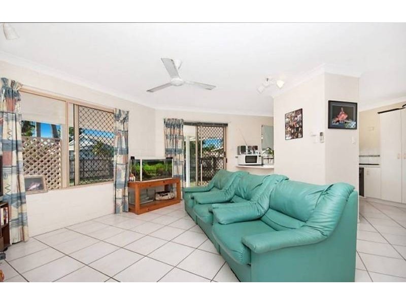 10 Beechwood Place, Kirwan QLD 4817