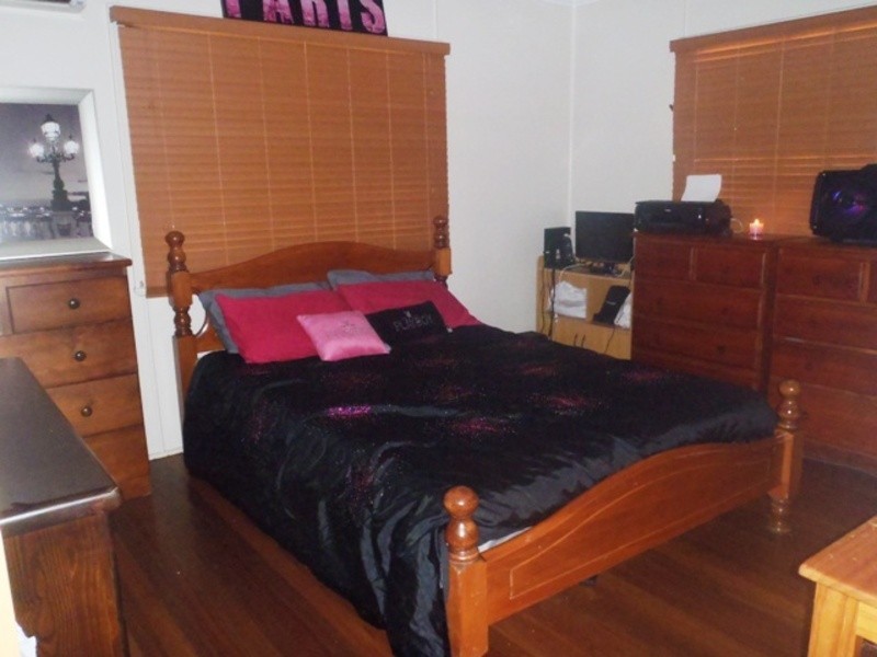 86 First Avenue, Railway Estate QLD 4810