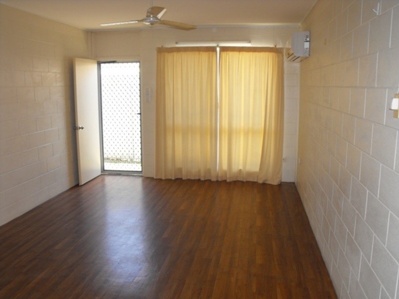 2/55 Punari Street, Currajong QLD 4812