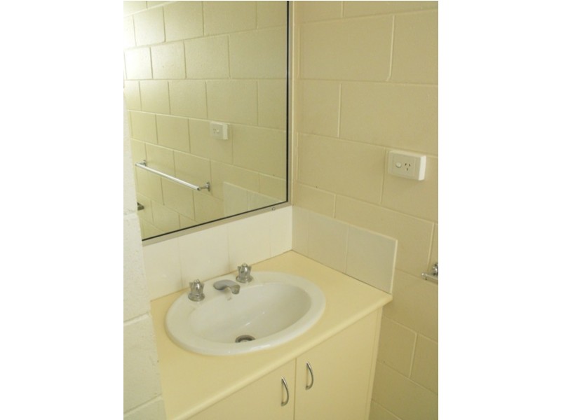 2/55 Punari Street, Currajong QLD 4812