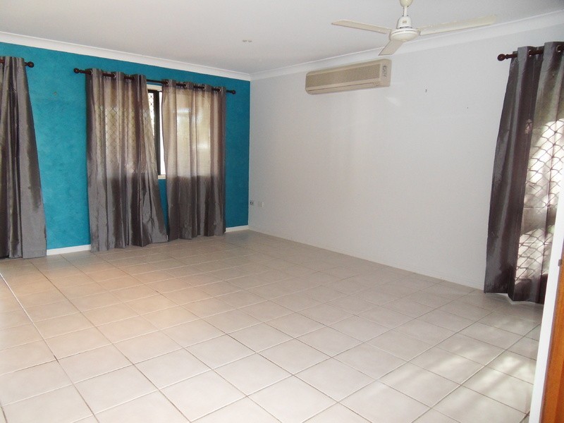 8 Goicoechea Drive, Bushland Beach QLD 4818