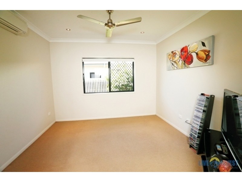 7 Batiki Circuit, Burdell QLD 4818