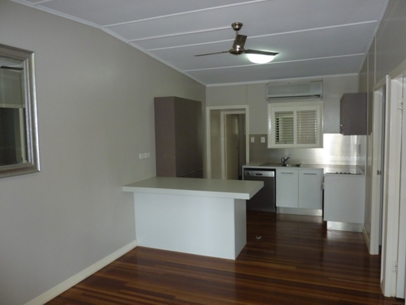 Rowes Bay QLD 4810