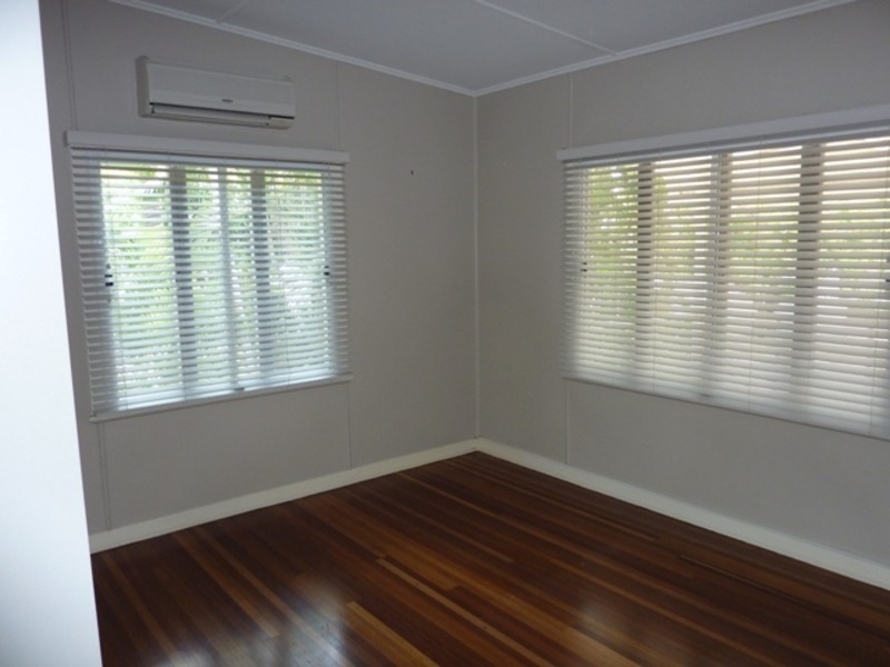 Rowes Bay QLD 4810