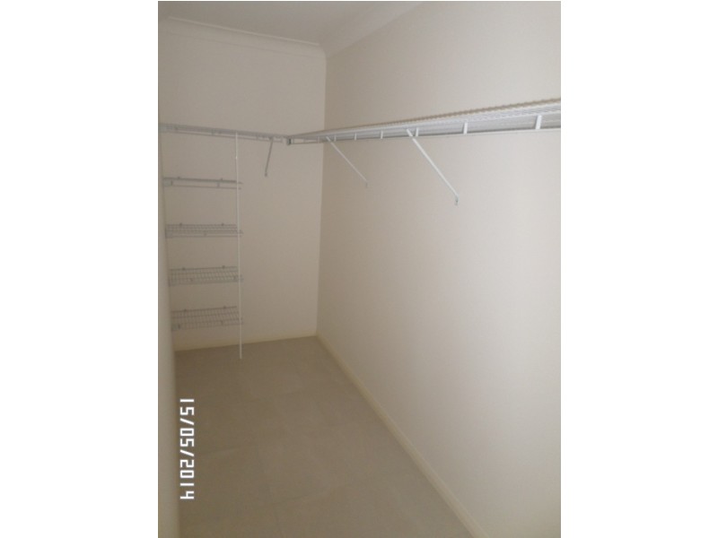 10 Marblewood Cct, Mount Low QLD 4818