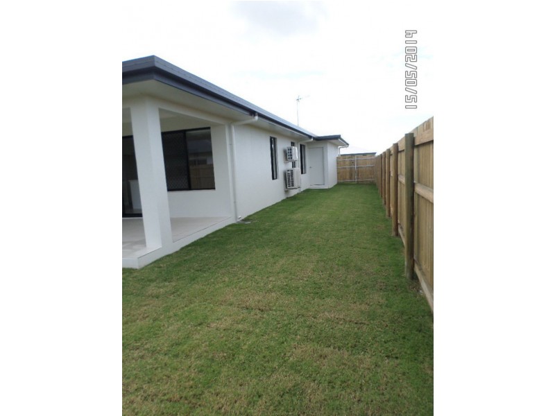 10 Marblewood Cct, Mount Low QLD 4818
