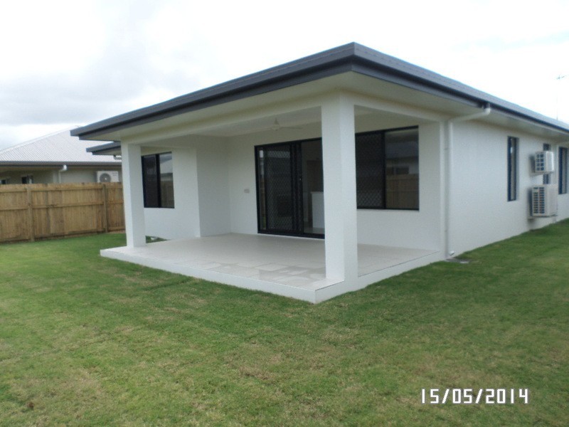 10 Marblewood Cct, Mount Low QLD 4818