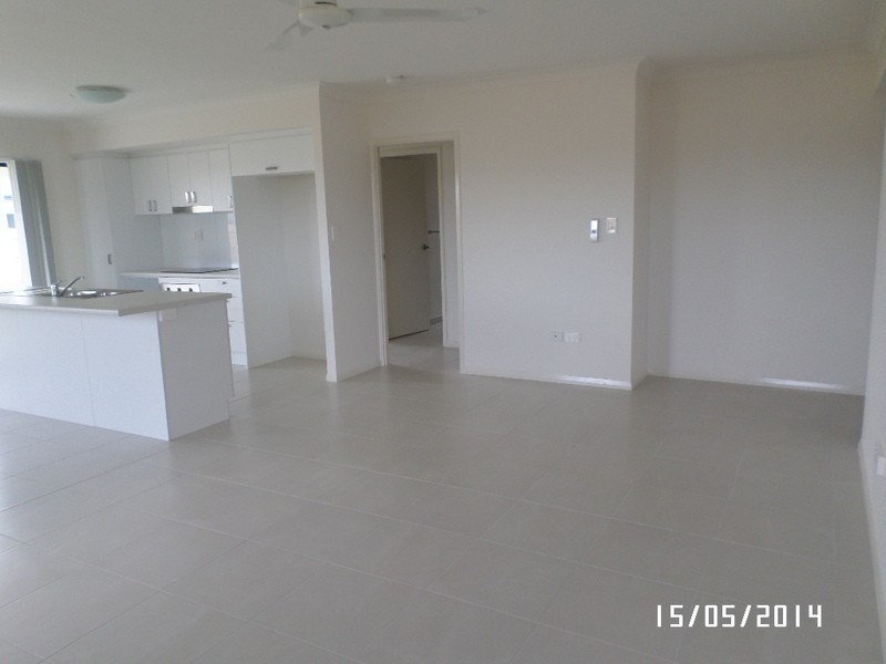 10 Marblewood Cct, Mount Low QLD 4818