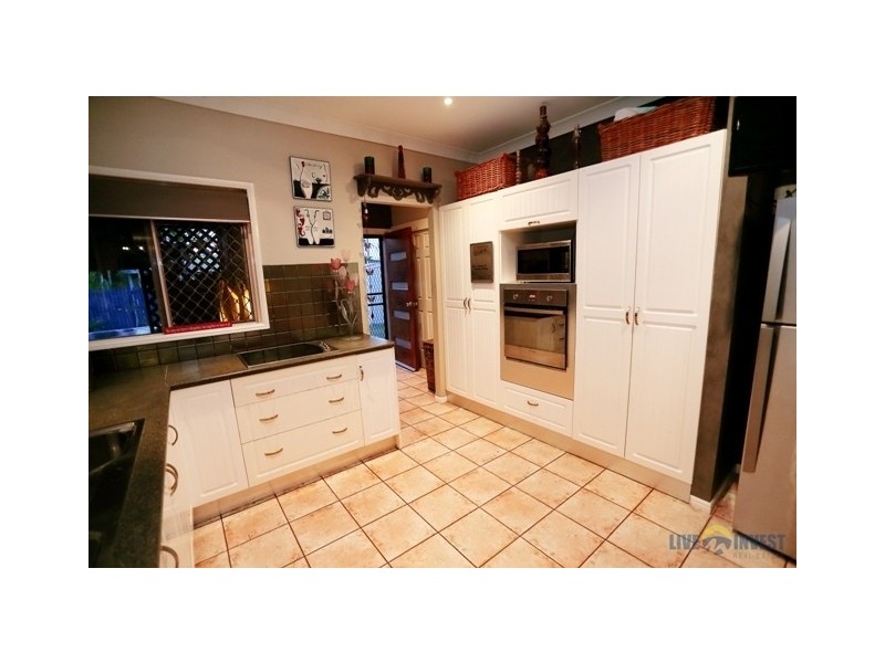 6 Bath Court, Kirwan QLD 4817