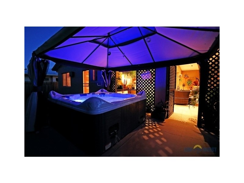 6 Bath Court, Kirwan QLD 4817